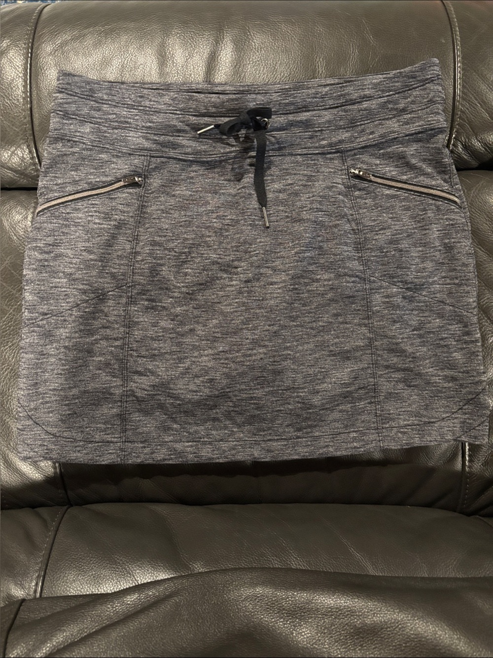 Athleta Heathered Charcoal Drawstring Skort with Zip Pockets